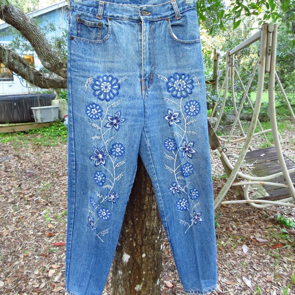 Appeal Womens Juniors Embroidered Jeans 5/6 High rise